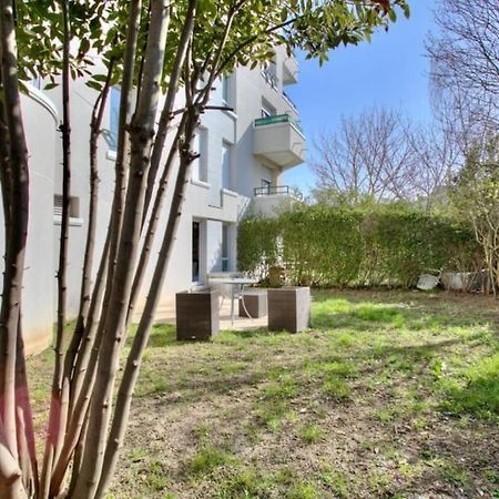 Studio Spacieux Avec Terrasse Et Parking Viry-Châtillon Екстериор снимка
